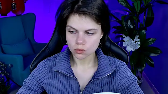 EllieMurler online show from September 17, 9:11 am