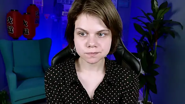 EllieMurler online show from October 8, 9:07 am