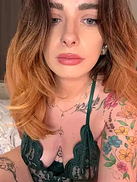 PiperPassionX online show from October 4, 9:02 pm