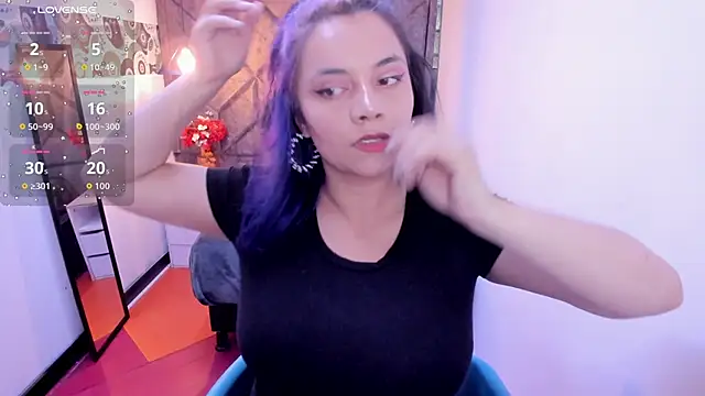 Kiara Cruz   online show from November 24, 8:19 pm