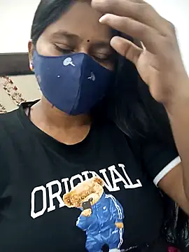 Snapshot of Shy_Peehu chatting on September 20, 6:31 pm Shy Peehu online show from September 20, 6:31 pm