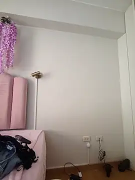 Snapshot of airamoon chatting on September 15, 5:24 pm airamoon online show from September 15, 5:24 pm