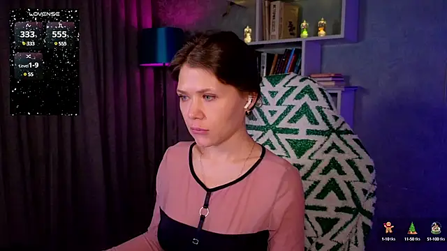 Snapshot of MyLittleGali chatting on December 15, 2:27 pm MyLittleGali online show from December 15, 2:27 pm