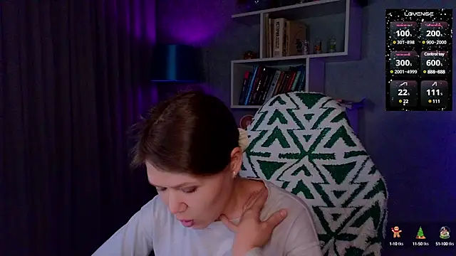 Snapshot of MyLittleGali chatting on February 2, 11:51 am MyLittleGali online show from February 2, 11:51 am