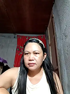 Everleigh mom online show from September 22, 8:11 pm