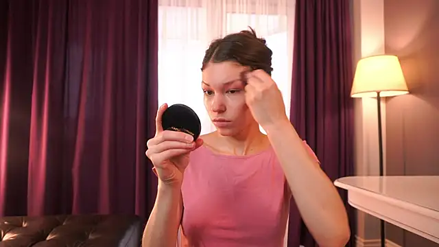 ElwynaBrickell online show from October 20, 4:13 am