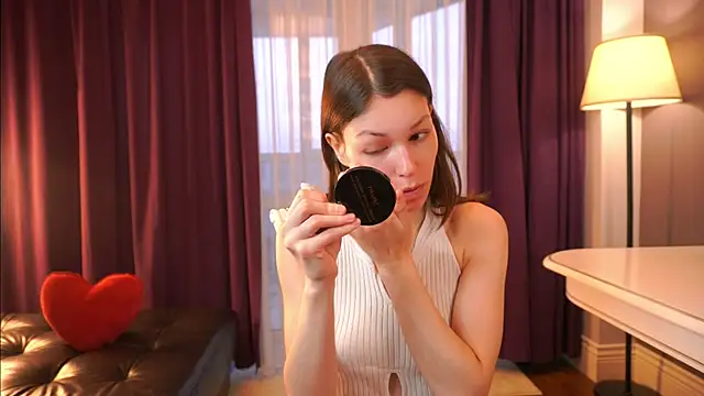 ElwynaBrickell online show from November 7, 4:12 am