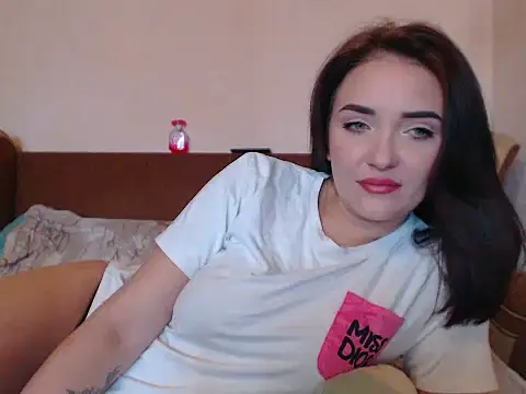 Snapshot of Veronica-Luxs chatting on October 7, 11:40 am Veronica-Luxs online show from October 7, 11:40 am