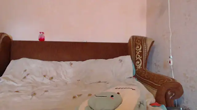 Snapshot of Veronica-Luxs chatting on October 15, 8:03 am Veronica-Luxs online show from October 15, 8:03 am