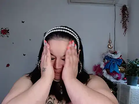 andreea2011 online show from November 7, 7:08 am