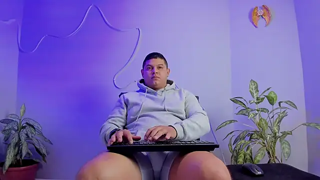 Maximus Steel online show from October 19, 11:55 am