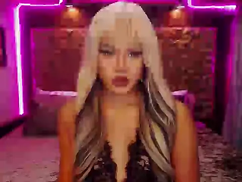 YllanaAltheaXxX online show from September 15, 5:13 pm