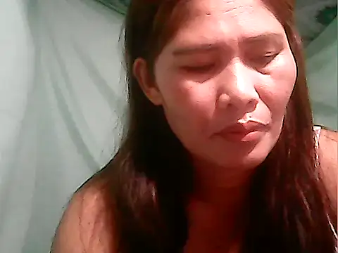 Snapshot of Juicy_69xx chatting on September 10, 6:08 pm Juicy 69xx online show from September 10, 6:08 pm