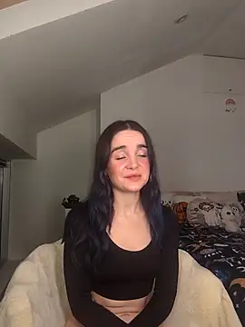 Snapshot of RosieCheexxxxxx chatting on October 1, 3:45 am RosieCheexxxxxx online show from October 1, 3:45 am