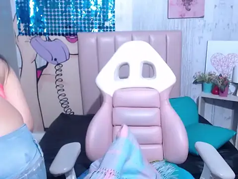 Snapshot of Cary_Addisson chatting on November 14, 12:48 pm Cary Addisson online show from November 14, 12:48 pm