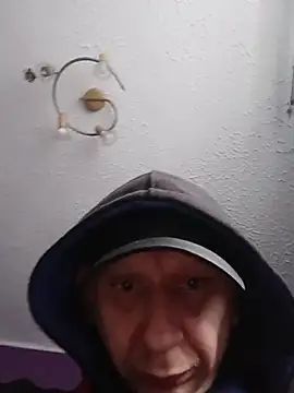 Snapshot of Thoma9034 chatting on November 14, 12:48 pm Thoma9034 online show from November 14, 12:48 pm