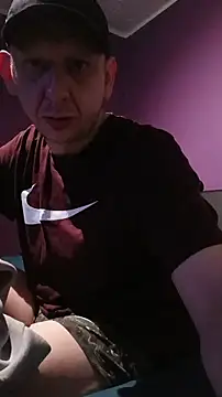 Snapshot of Thoma9034 chatting on November 15, 11:32 pm Thoma9034 online show from November 15, 11:32 pm