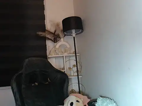 Snapshot of Asian_gregor chatting on September 23, 6:33 pm Asian gregor online show from September 23, 6:33 pm