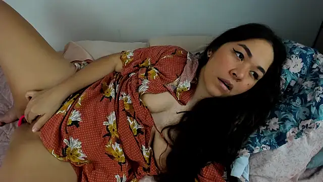 Snapshot of Brianna_Angelina chatting on November 18, 4:33 pm Brianna Angelina online show from November 18, 4:33 pm