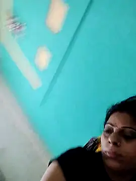 Snapshot of Soniya_Roy chatting on October 2, 1:45 am Soniya Roy online show from October 2, 1:45 am