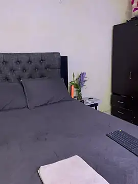 vincentjaxon online show from September 29, 12:21 pm