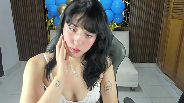 Anna17  online show from October 20, 10:59 am