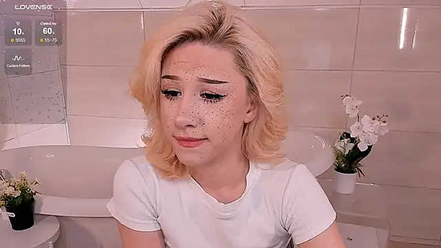 Necucub online show from September 10, 4:01 am