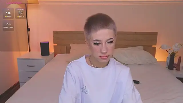 Necucub online show from October 9, 3:59 am