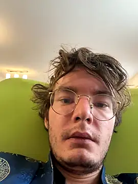 Hungboxer69 online show from November 15, 10:04 pm