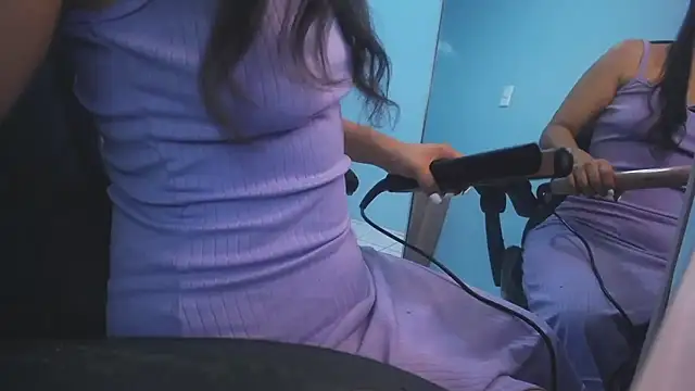 Snapshot of victoria_hernandez_t_ chatting on November 13, 12:59 pm victoria hernandez t online show from November 13, 12:59 pm