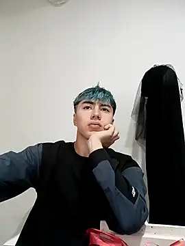 Snapshot of AlexanderCollman chatting on October 10, 7:46 pm AlexanderCollman online show from October 10, 7:46 pm