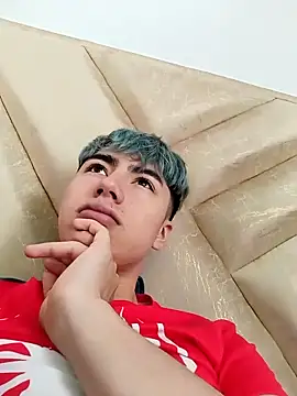 Snapshot of AlexanderCollman chatting on October 11, 4:05 pm AlexanderCollman online show from October 11, 4:05 pm