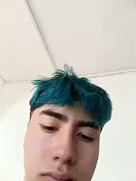 Snapshot of AlexanderCollman chatting on October 18, 9:15 pm AlexanderCollman online show from October 18, 9:15 pm