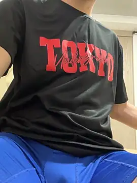 Snapshot of AlexanderCollman chatting on October 29, 8:32 pm AlexanderCollman online show from October 29, 8:32 pm