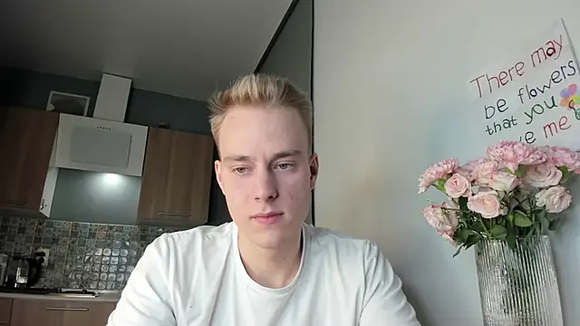 Snapshot of Kevin_Young_Cat chatting on October 11, 4:05 pm Kevin Young Cat online show from October 11, 4:05 pm