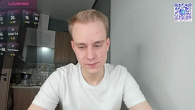 Snapshot of Kevin_Young_Cat chatting on November 22, 4:06 pm Kevin Young Cat online show from November 22, 4:06 pm