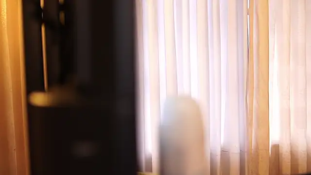 Snapshot of Ariaa_Isabell chatting on October 20, 6:08 pm Ariaa Isabell online show from October 20, 6:08 pm