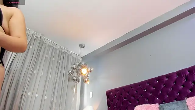 RedAngel1- online show from September 26, 1:15 pm