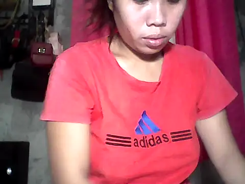 Snapshot of HotAndrea69 chatting on December 4, 10:18 pm HotAndrea69 online show from December 4, 10:18 pm