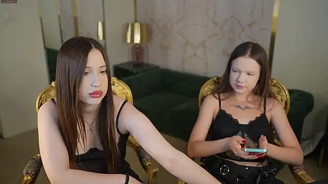 Snapshot of Claire_Dreams chatting on October 3, 2:25 pm Claire Dreams online show from October 3, 2:25 pm