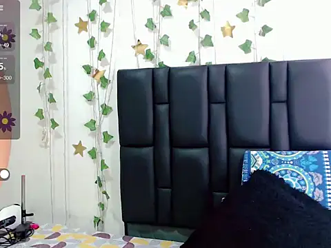 Snapshot of sara_arias00 chatting on September 19, 1:12 pm sara arias00 online show from September 19, 1:12 pm