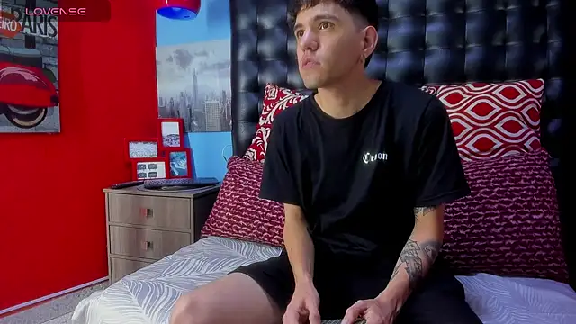 Snapshot of Matteo12_ chatting on September 9, 4:39 pm Matteo12 online show from September 9, 4:39 pm