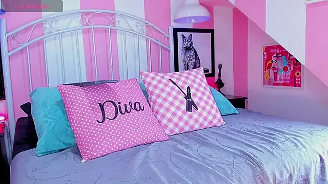 Snapshot of Matteo12_ chatting on October 1, 1:22 am Matteo12 online show from October 1, 1:22 am