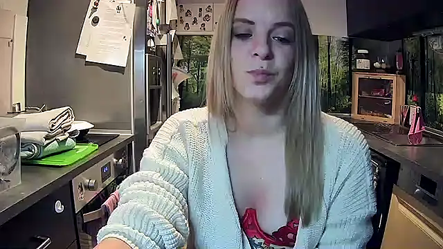 SexyMilf 37 online show from November 17, 9:20 pm