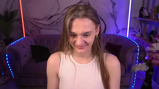 DiamondGoldie online show from September 12, 6:46 am