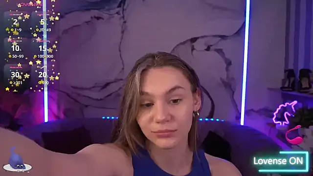 DiamondGoldie online show from September 25, 7:12 am