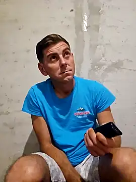 Alex-andru88 online show from November 7, 1:44 pm