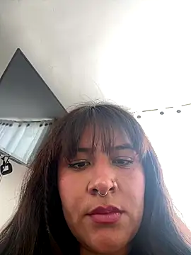 Snapshot of Linda_Bellucci chatting on October 5, 2:37 pm Linda Bellucci online show from October 5, 2:37 pm