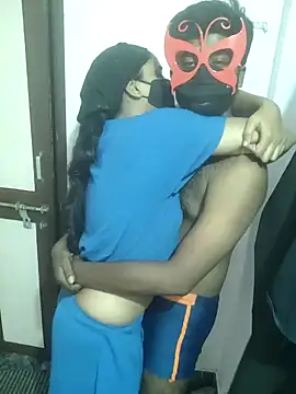 Snapshot of 00USER chatting on October 13, 3:39 am 00USER online show from October 13, 3:39 am