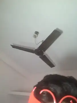 Snapshot of 00USER chatting on November 20, 2:34 am 00USER online show from November 20, 2:34 am